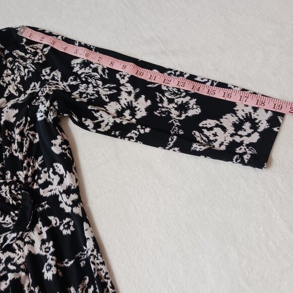 Chaps, Black & White Print Dress, Size XL, Flattering Ruching Detail, Stretch - Picture 12 of 12